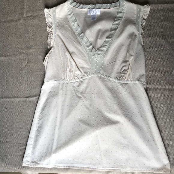 LOFT Tops - Loft by Ann Taylor size 8 blouse